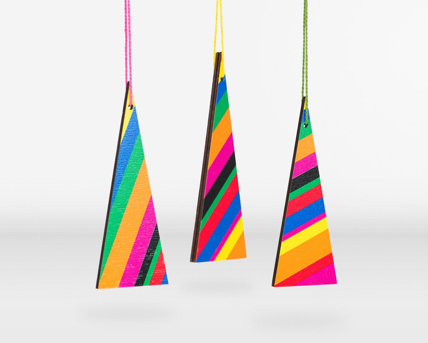 Set of 3 plywood decorations – Fluorescence